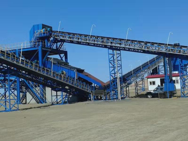 夏季使用移動破碎站如何養(yǎng)護(hù)？